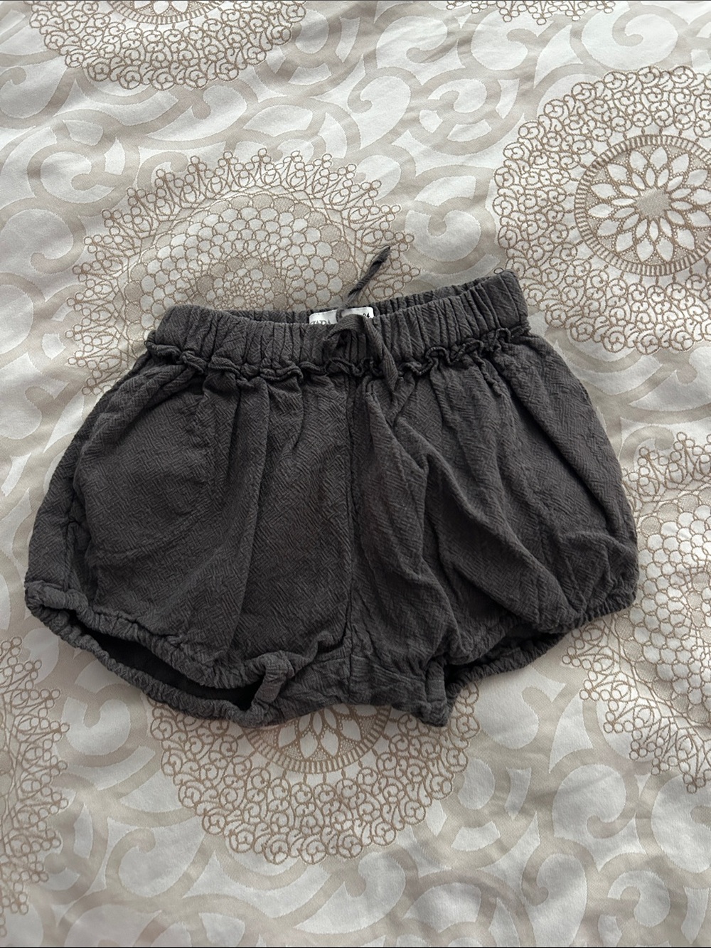 Zara Girls' Charcoal Bubble Shorts - Kids size 18-24m